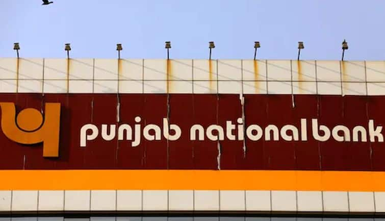 PNB Share Dips 2.5% Post QIP Launch, Floor Price at 2% Discount