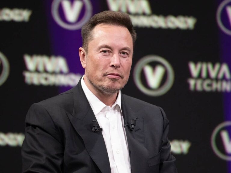 Elon Musk Unveils Robotaxi, Tesla Shares Drop 10% Due to Lack of Details