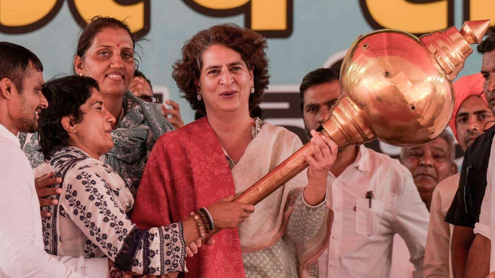 Priyanka Gandhi Enters Electoral Arena, To Contest Lok Sabha By-Election from Wayanad; Congress Nominees for 3 Seats Announced