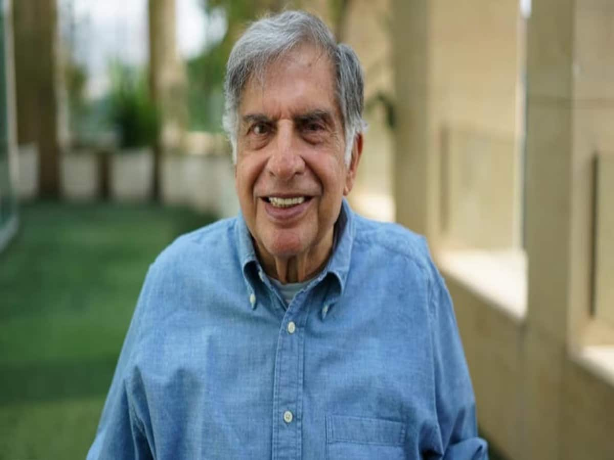 Ratan Tata's Will Mentions Shantanu Nayudu and Pet Dog Tito, Leaves Behind ₹10,000 Crore Wealth