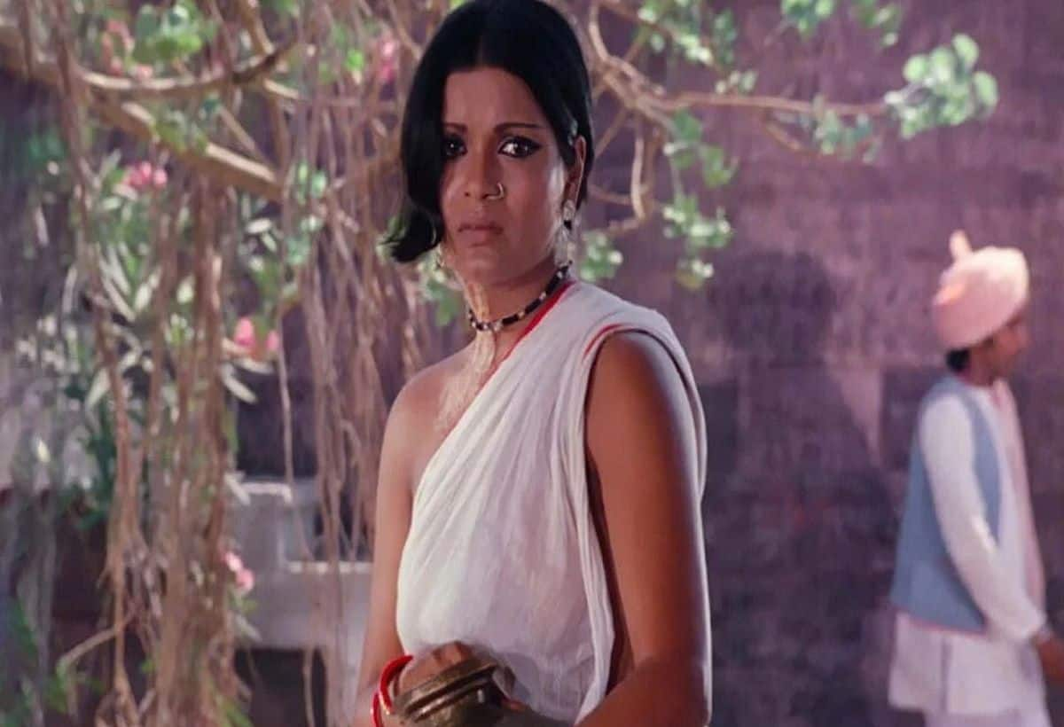 Zeenat Aman: How the Modern Girl Transformed into a Village Girl in Satyam Shivam Sundaram