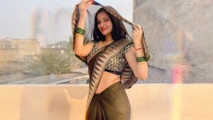 Haryanvi Daughter-in-Law's Traditional Dance Performance Captivates Online Audience, Goes Viral on YouTube