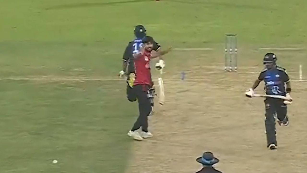 Video: Unseen Wicket as Bowler Collides with Non-Striker, Second Batsman Out