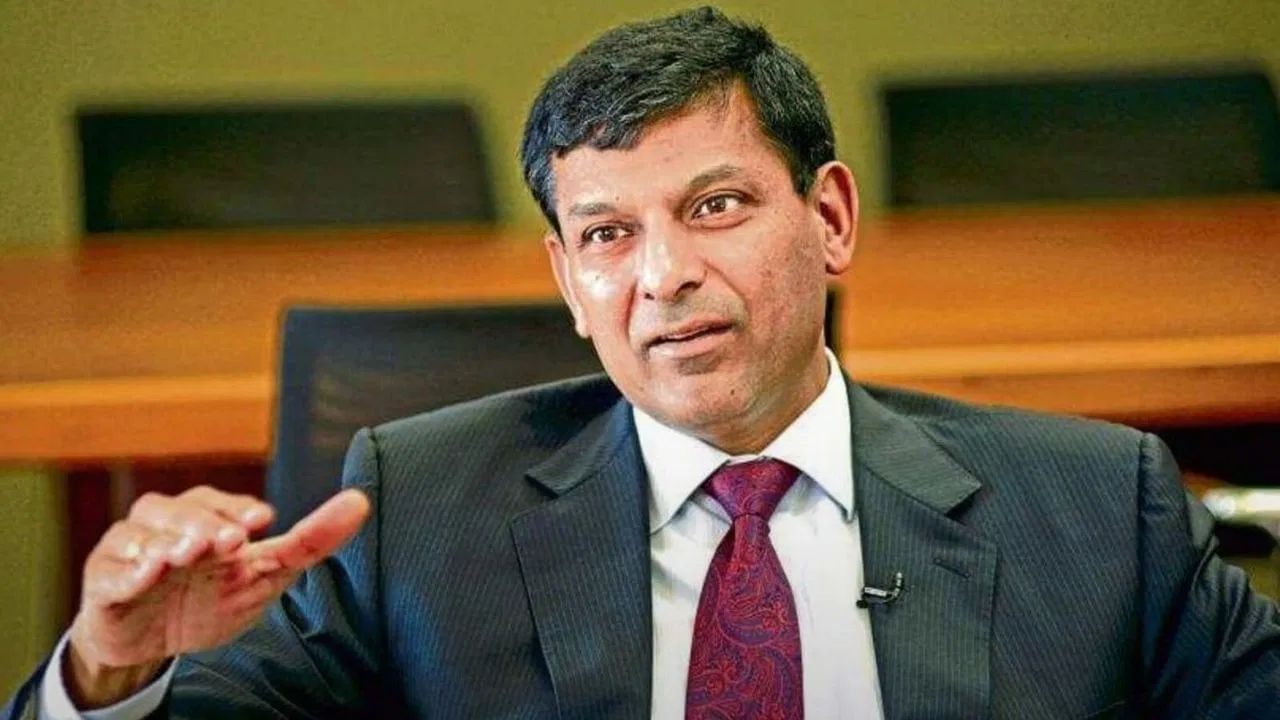 Former RBI Governor Raghuram Rajan Calls Trump Tariffs a Self-Inflicted Wound, India Remains Safe