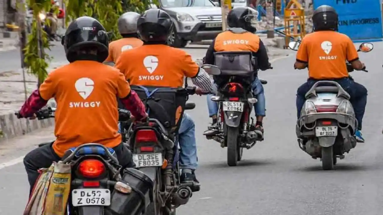 Fast, Fresh, and Furious Swiggy’s Bolt Expands 10-Minute Delivery to 500 Cities