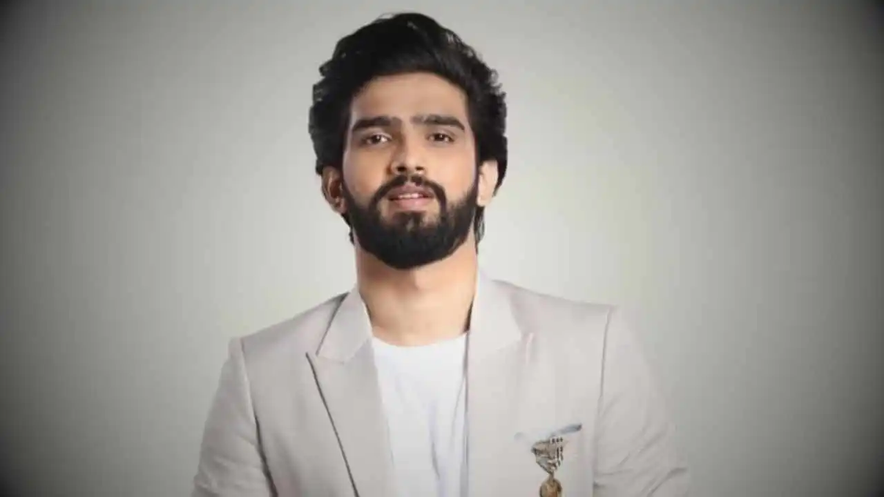 Amaal Mallik Bio, Wiki, Age, height, Education, Networth, Family and Bigg Boss